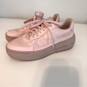 Nike Air Force 1 PLT.AF.ORM size 7.5
